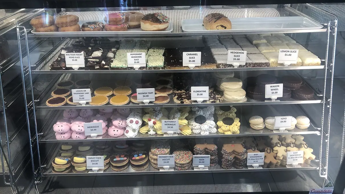 Forsyths Quality Bakers – bakery in Peebles town centre